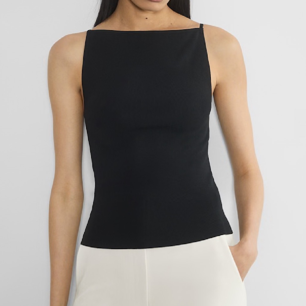 Sold* Aritzia Reputation Top